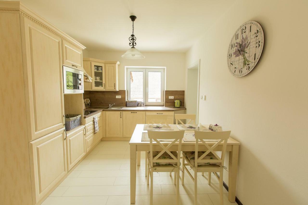 Apartmany U Prochazku Czeski Krumlow Zewnętrze zdjęcie