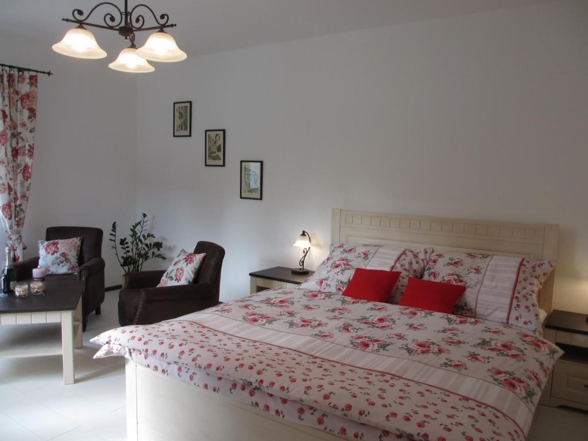 Apartmany U Prochazku Czeski Krumlow Zewnętrze zdjęcie